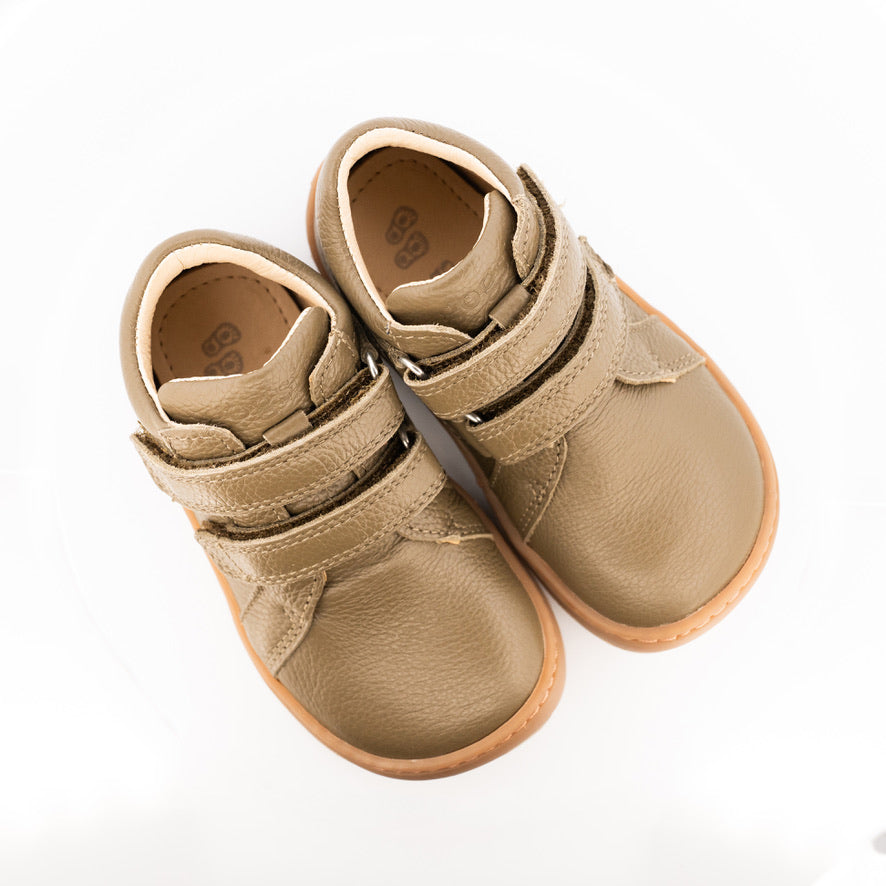 Green Four Leaf Clover Barefoot Shoe